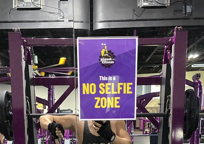Planet Fitness Picture 3
