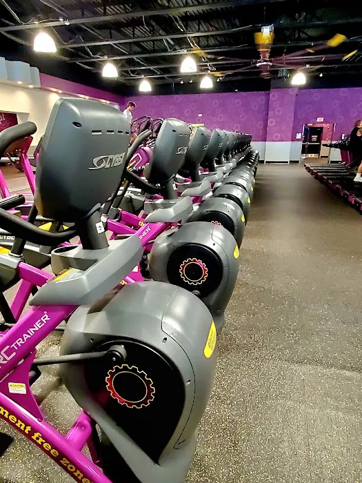 Planet Fitness Picture 4
