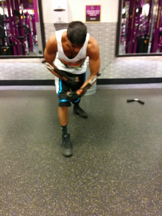 Planet Fitness Picture 5