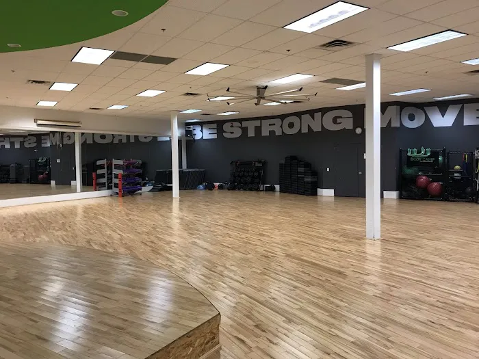 Crunch Fitness - South Marlboro Picture 4