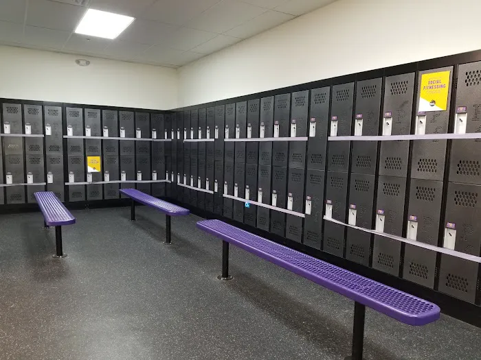 Planet Fitness Picture 1
