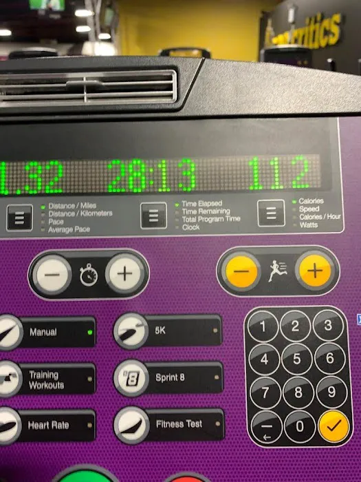 Planet Fitness Picture 2