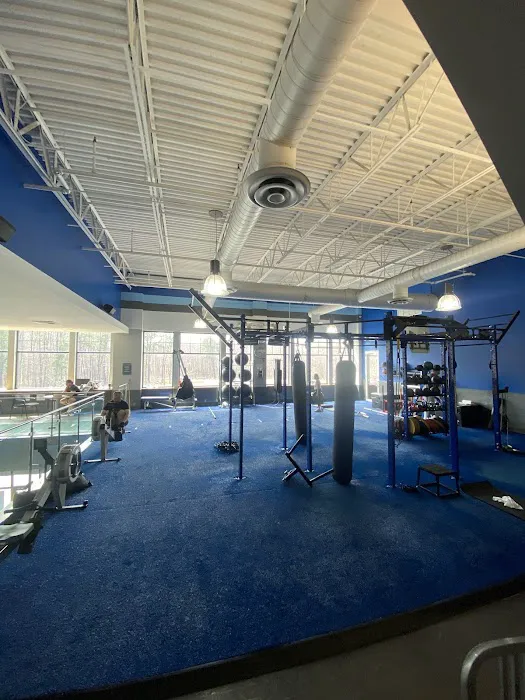 Crunch Fitness - Marlboro Picture 9