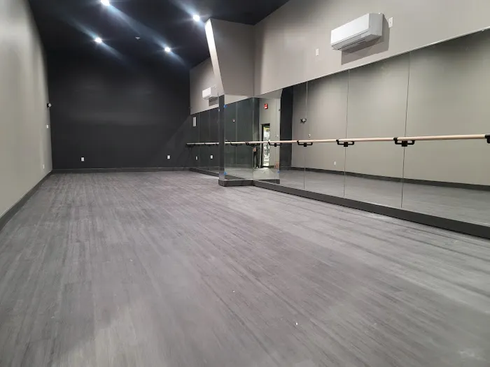 Crunch Fitness - Marlboro Picture 4