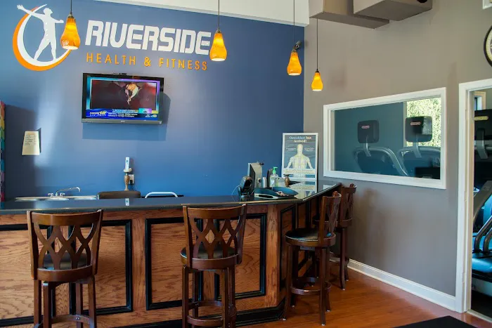 Riverside Health & Fitness Center Picture 1