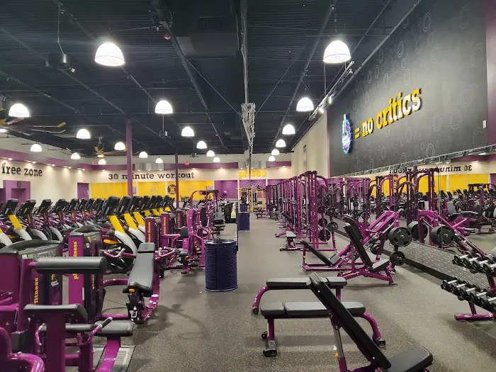 Planet Fitness Picture 4