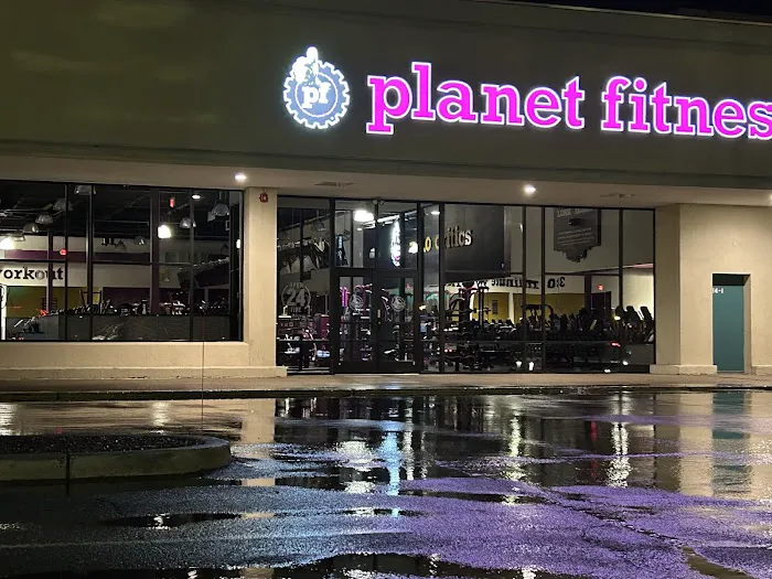 Planet Fitness Picture 5