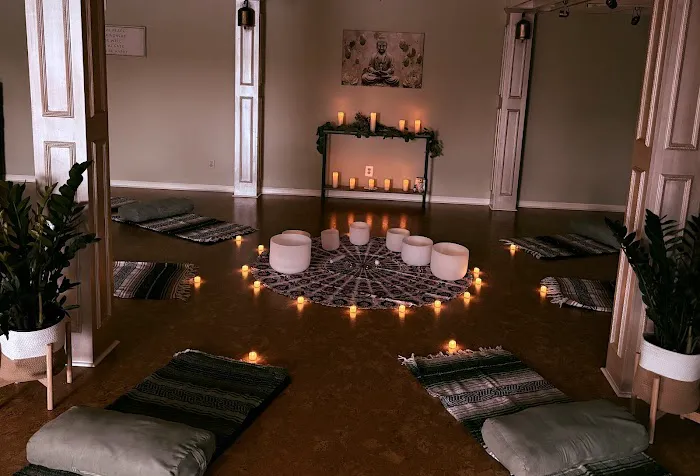 A Peace of Om Yoga Picture 8