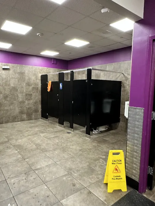Planet Fitness Picture 4