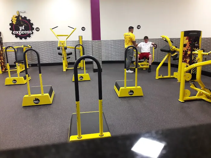 Planet Fitness Picture 10