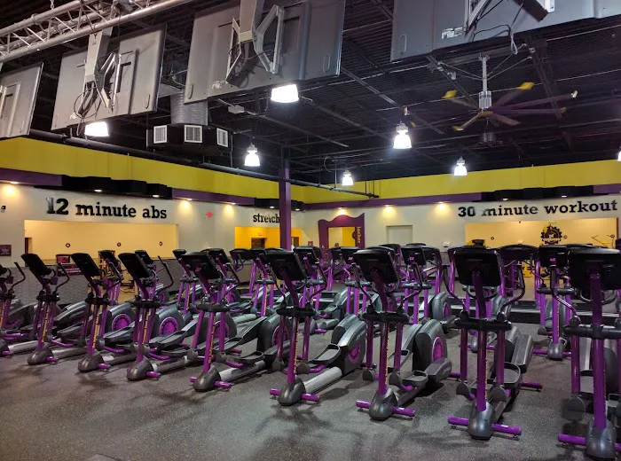 Planet Fitness Picture 8