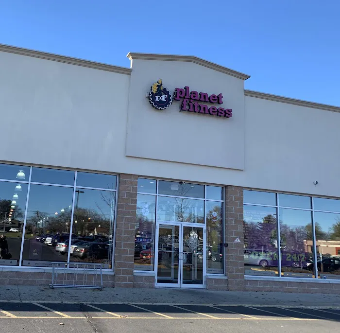 Planet Fitness Picture 6