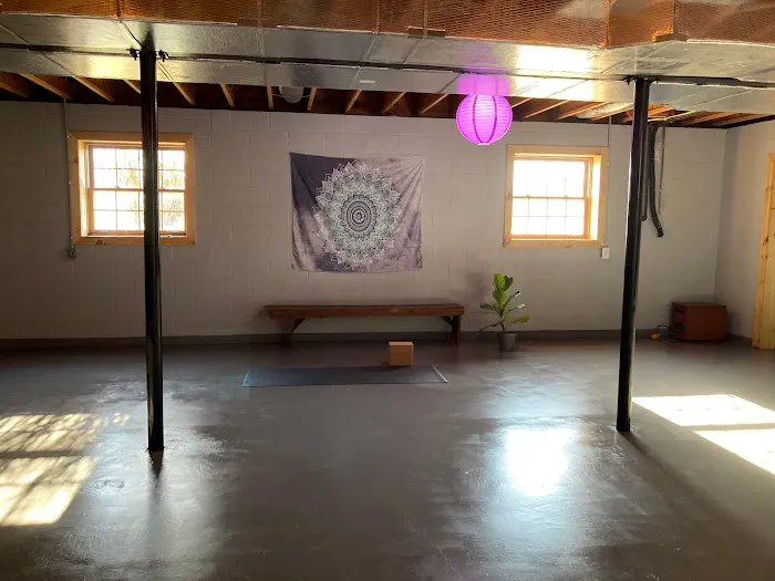 Perfect Moment Yoga Picture 3