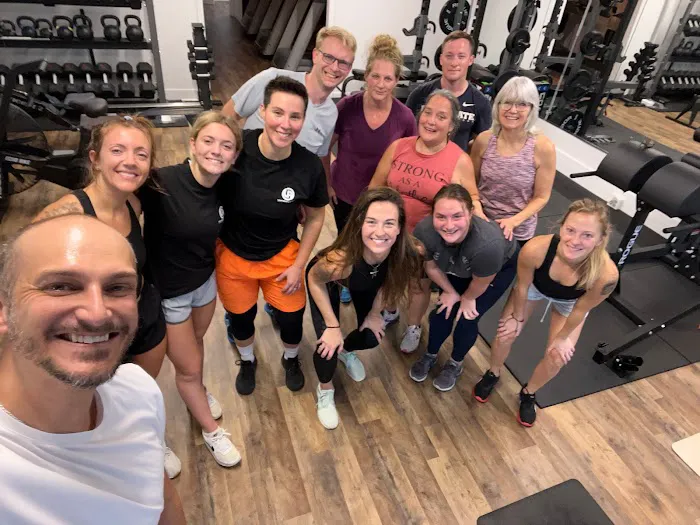 United Athletics Fitness Picture 5