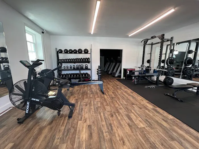 United Athletics Fitness Picture 2