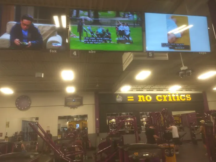 Planet Fitness Picture 4