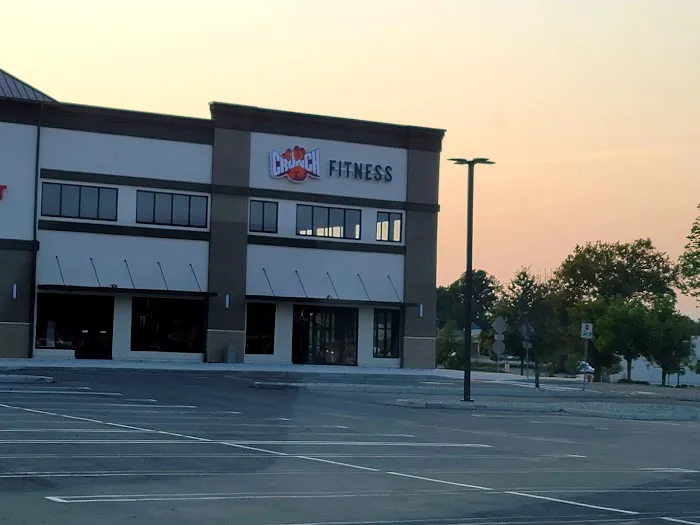 Crunch Fitness - East Brunswick Picture 4