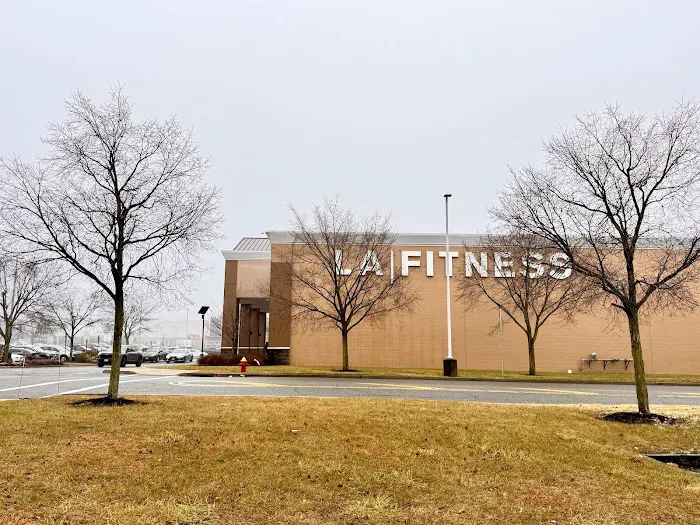 LA Fitness Picture 5