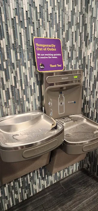 Planet Fitness Picture 9