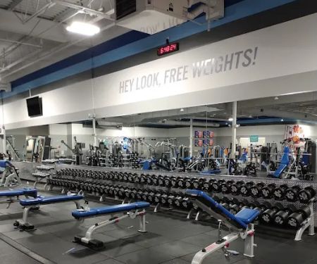 Crunch Fitness - Toms River