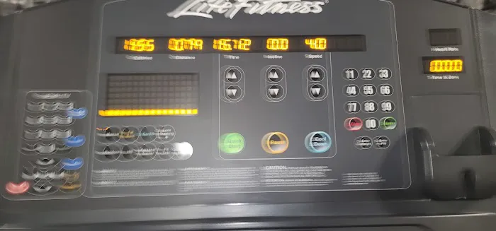Crunch Fitness - Hackettstown Picture 4