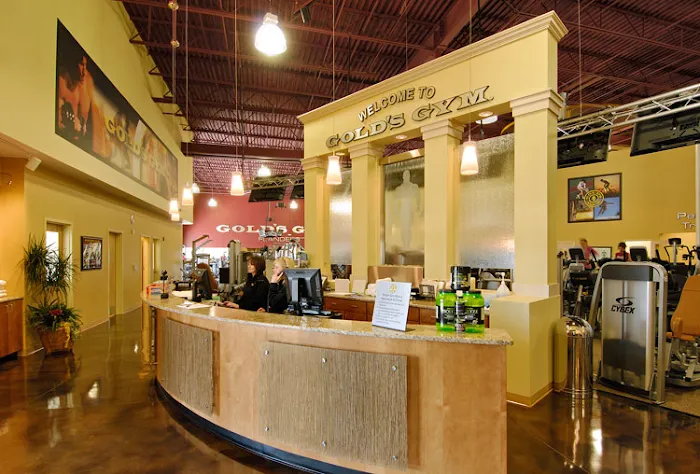 Gold's Gym Picture 5
