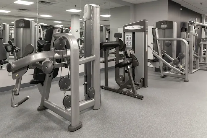 Pinnacle Health and Fitness Picture 3