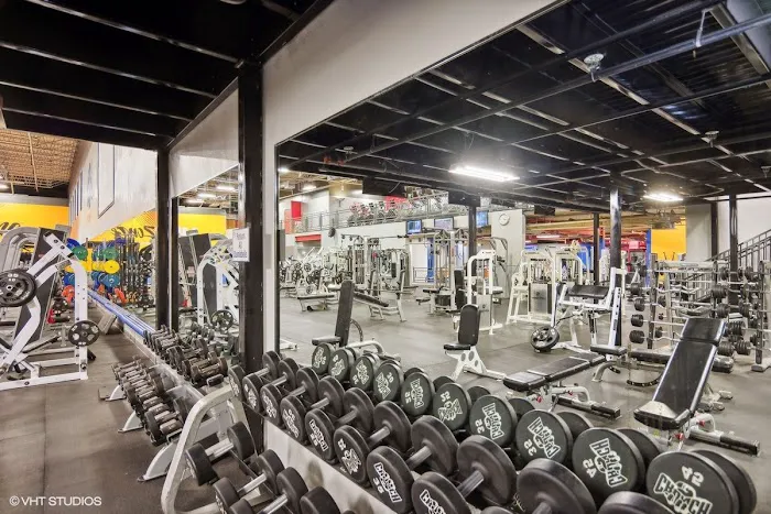 Crunch Fitness - Green Brook Picture 7