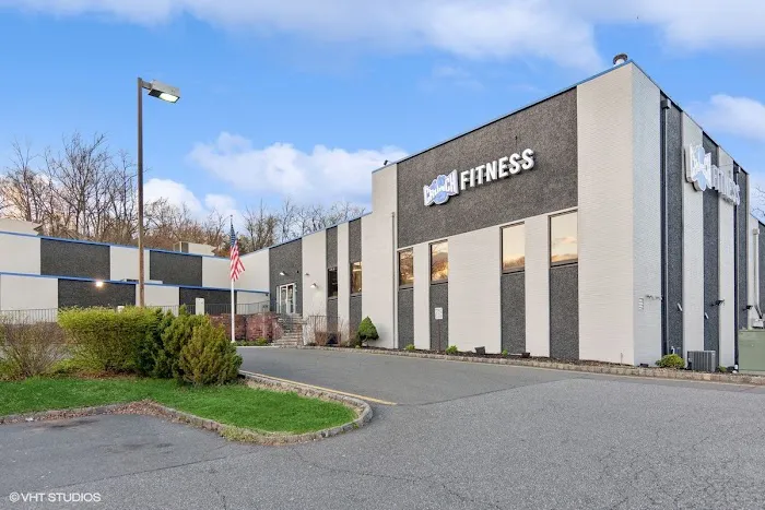 Crunch Fitness - Green Brook Picture 10
