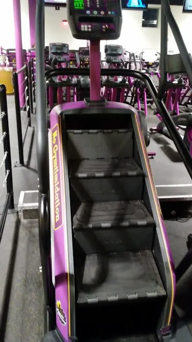 Planet Fitness Picture 8