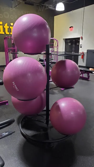Planet Fitness Picture 2