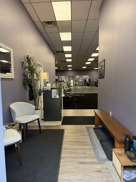 E’s HEALTH WELLNESS & FITNESS STUDIO Picture 5