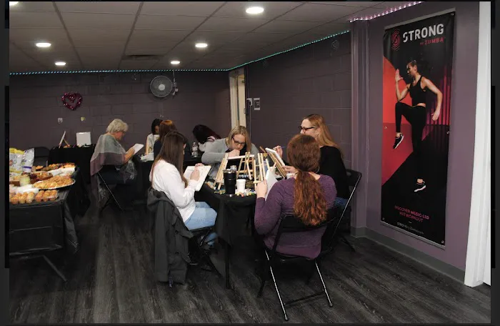 E’s HEALTH WELLNESS & FITNESS STUDIO Picture 9