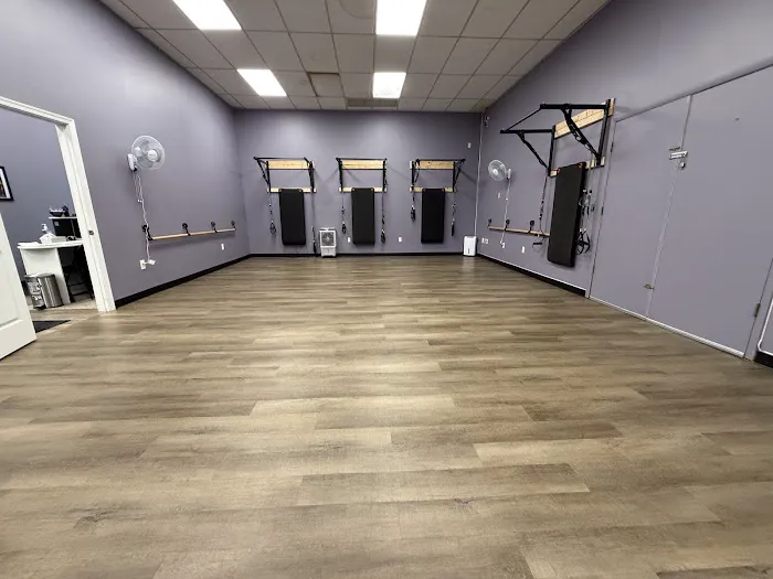 E’s HEALTH WELLNESS & FITNESS STUDIO Picture 3