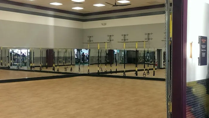 Crunch Fitness - North Brunswick Picture 7