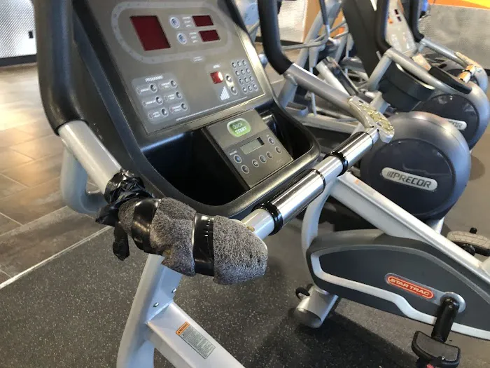 Crunch Fitness - North Brunswick Picture 4