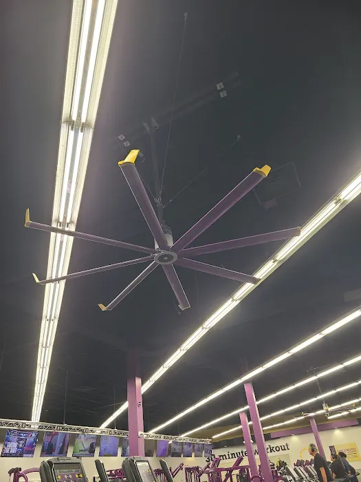 Planet Fitness Picture 10