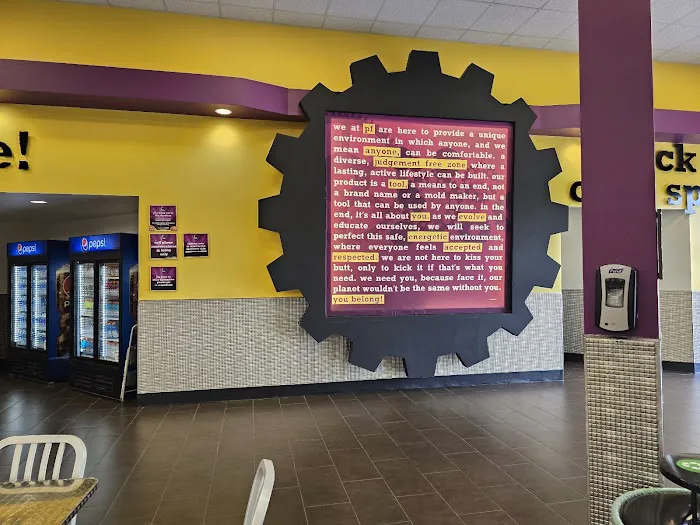 Planet Fitness Picture 1