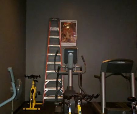 Retro Fitness
