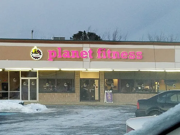 Planet Fitness Picture 1