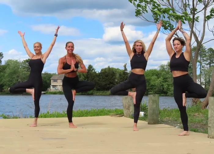 Smokin' Hot Yoga Picture 9