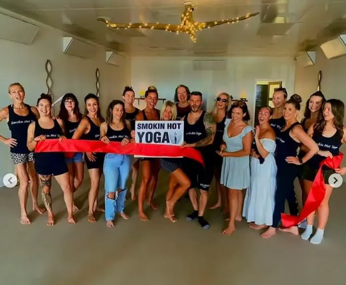 Smokin' Hot Yoga Picture 10