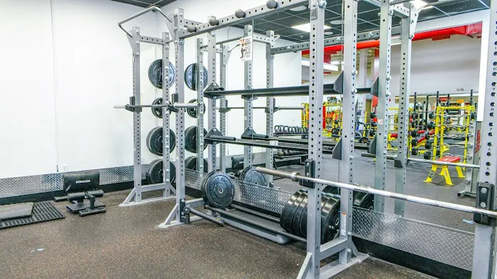Retro Fitness Picture 3