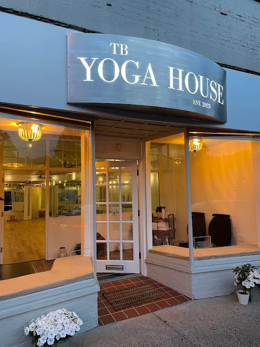 TB Yoga House Picture 1