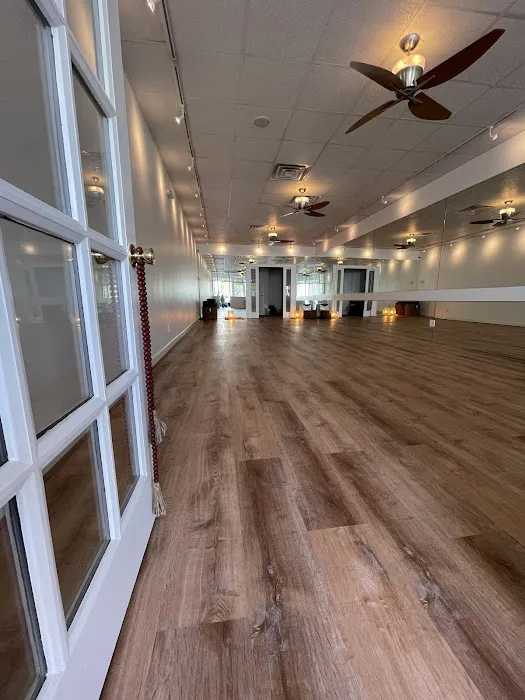 TB Yoga House Picture 2