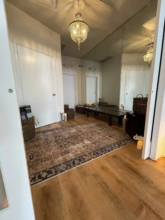 TB Yoga House Picture 7