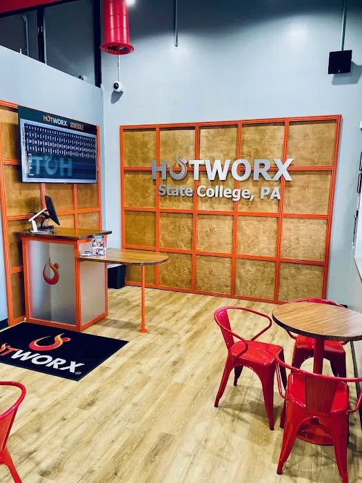 HOTWORX - State College, PA Picture 3