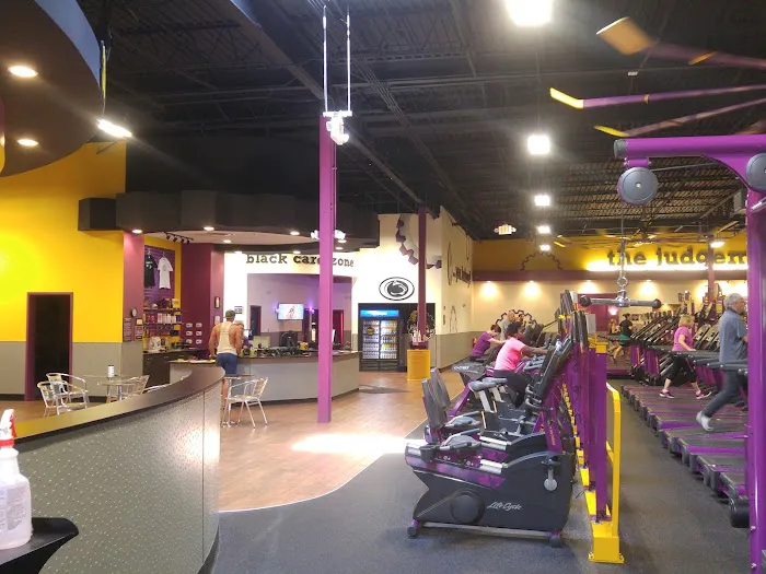 Planet Fitness Picture 1