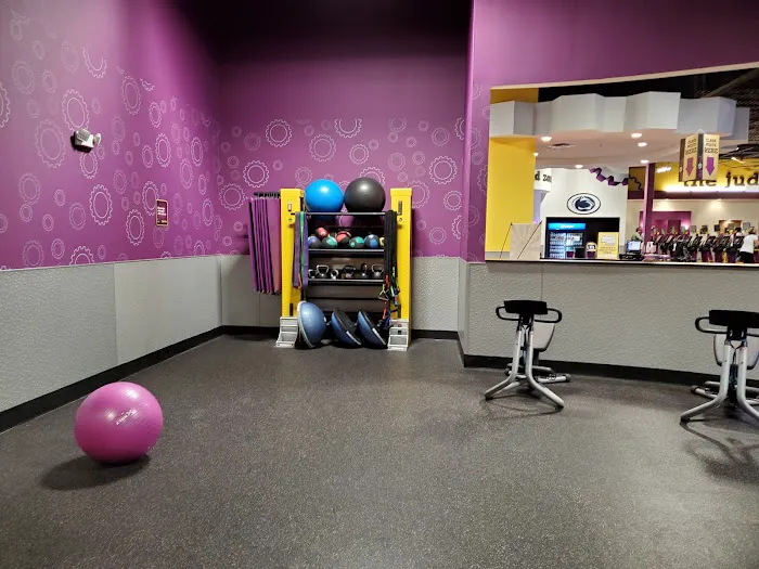 Planet Fitness Picture 8