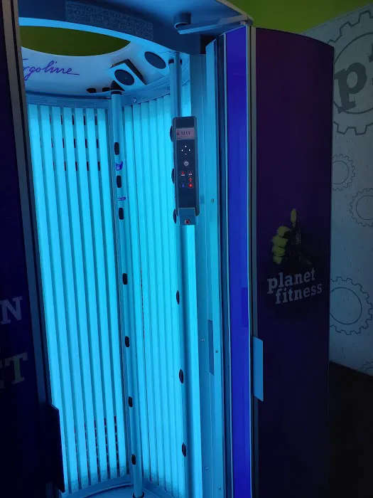 Planet Fitness Picture 2